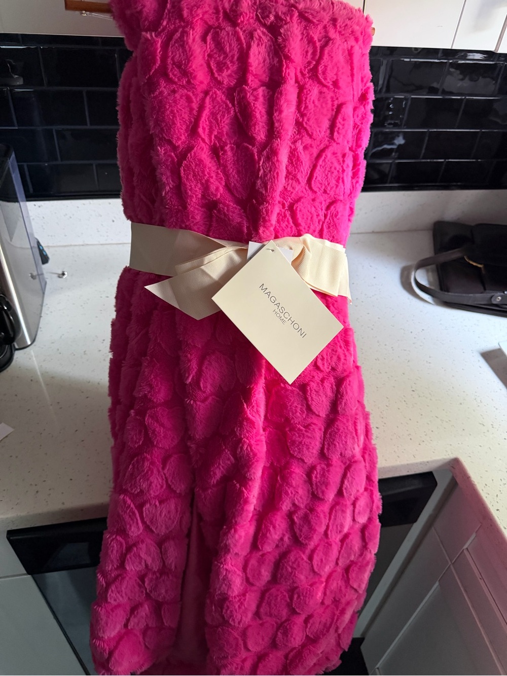 Magaschoni Hot Pink Plush Throw Blanket